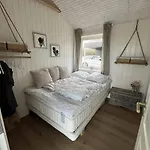 Summer House With Wilderness Bath And Water Views * Vinderup