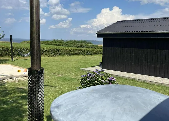 Summer House With Wilderness Bath And Water Views *